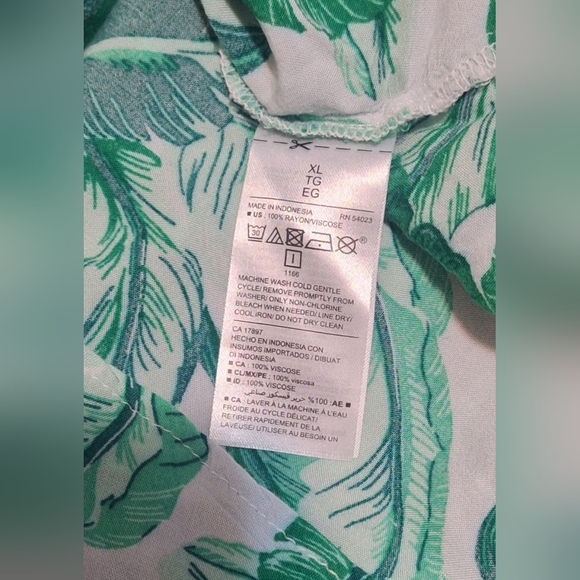 XL Old Navg Tropical Green Leaf Print Women's Top - Picture 3 of 5